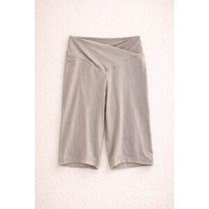 Offline by Aerie Real Me Crossover 7" Bike Short High Rise Bike Shorts Beige‎ M